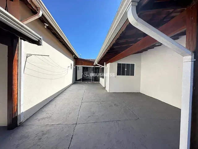 Casa 3 quartos e 2 banheiros, à venda, no bairro Parque Jambeiro em Campinas