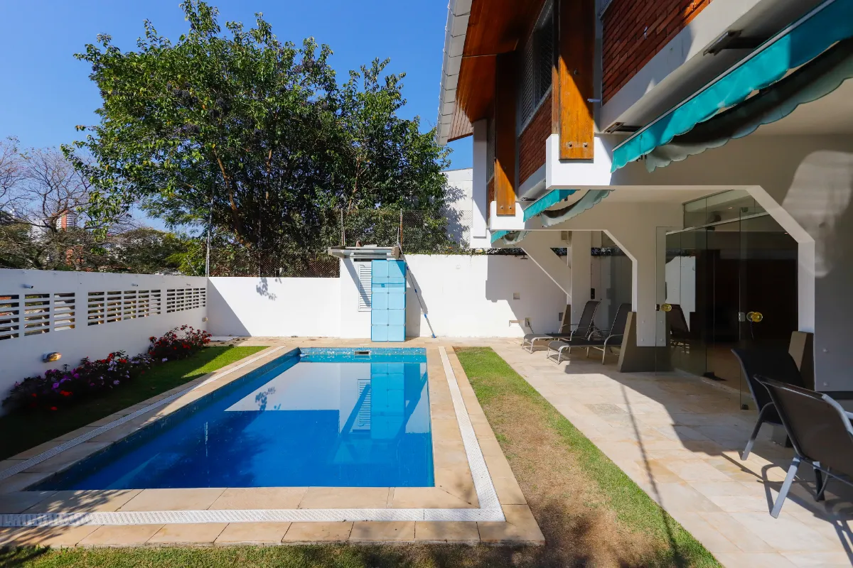 Casa para venda em Sumaré com 3 quartos, sendo 1 suíte, 359m²