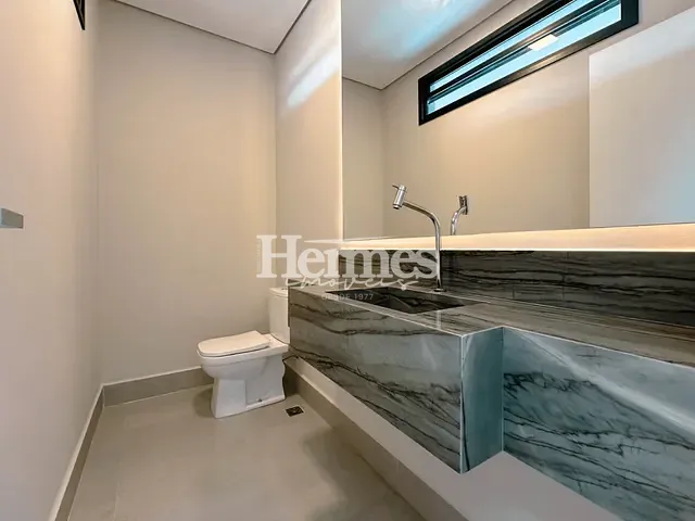 Casa com 330m² 3 quartos e 5 banheiros, à venda, no bairro Parque Brasil 500 em Paulínia