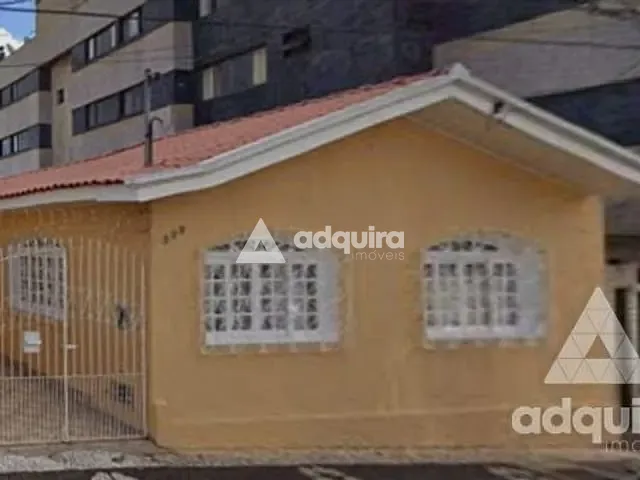 Casa com 330m² 3 quartos e 2 banheiros, à venda, no bairro Centro em Ponta Grossa