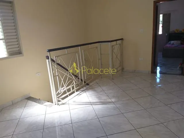 Casa com 150m² 3 quartos e 1 banheiro, à venda, no bairro Parque das Nações em Pindamonhangaba