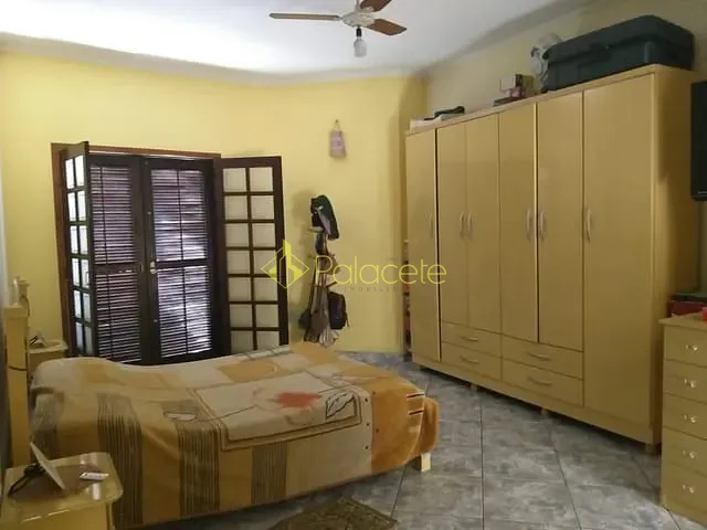 Casa com 150m² 3 quartos e 1 banheiro, à venda, no bairro Parque das Nações em Pindamonhangaba