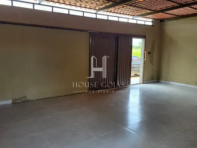 Casa com 200m² 2 quartos e 1 banheiro, à venda, no bairro Residencial Buriti em Senador Canedo