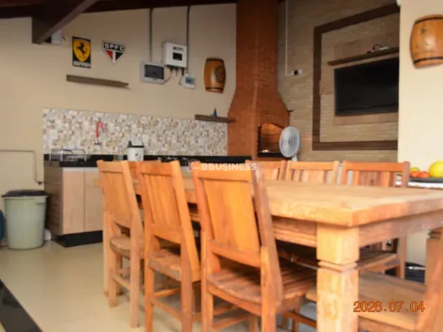 Casa com 250m² 3 quartos e 3 banheiros, à venda, no bairro Jardim Residencial Firenze em Hortolândia