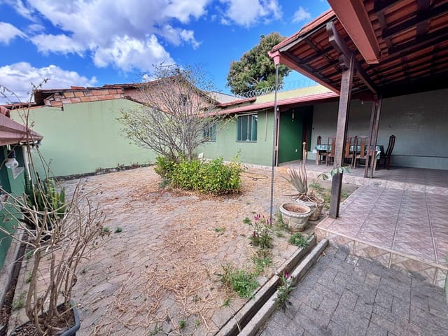 Foto do Casa - Casa para locação com 4 quartos (2 suítes) e 4 vagas, Nacional, Contagem, MG | Deltalar Imóveis