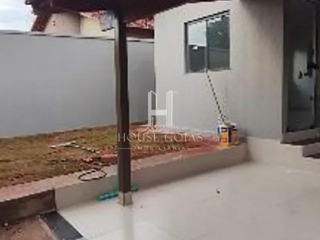 Casa 2 quartos e 1 banheiro, à venda, no bairro Residencial Lago Azul II em Goianira