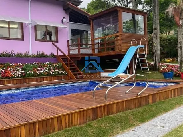 Casa com 2000m² 7 quartos e 9 banheiros, à venda, no bairro Capela do Barreiro em Itatiba