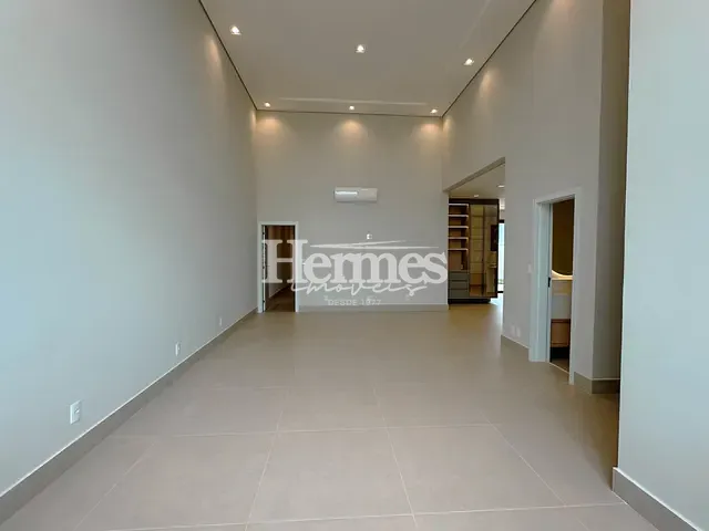 Casa com 330m² 3 quartos e 5 banheiros, à venda, no bairro Parque Brasil 500 em Paulínia