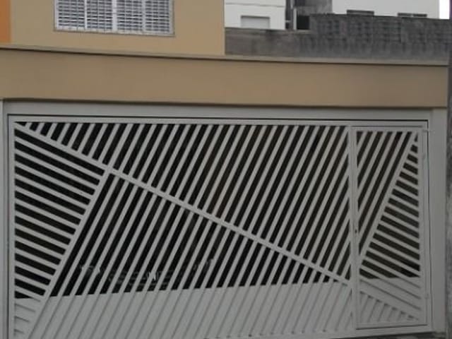 Casa com 150m² 4 quartos e 4 banheiros, à venda, no bairro Jardim Ester Yolanda em São Paulo
