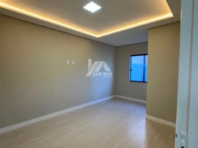 Casa 2 quartos e 2 banheiros, à venda, no bairro Boqueirão em Guarapuava