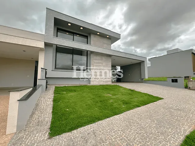 Casa com 330m² 3 quartos e 5 banheiros, à venda, no bairro Parque Brasil 500 em Paulínia