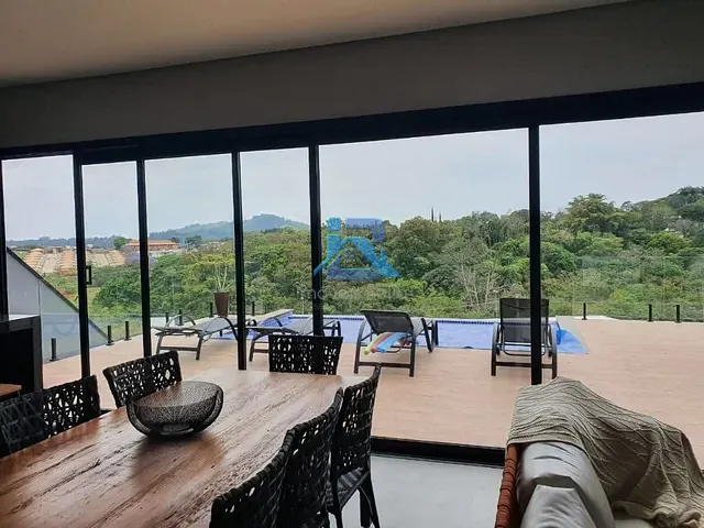 Casa com 386m² 3 quartos e 5 banheiros, à venda, no bairro Portal San Giovanni em Itatiba
