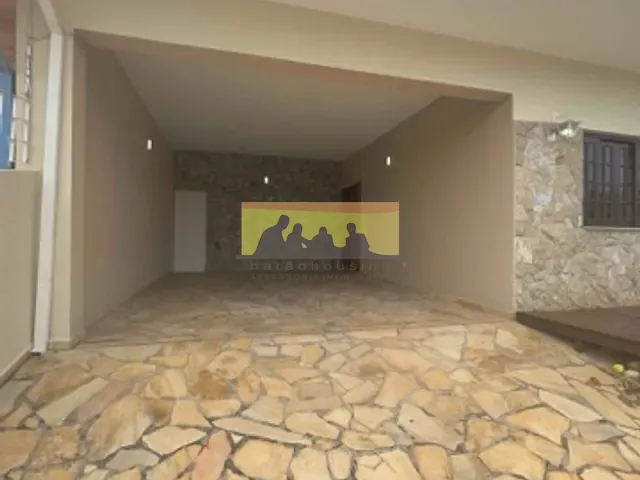 Casa com 260m² 3 quartos e 2 banheiros, para alugar, no bairro Jardim Chapadão em Campinas