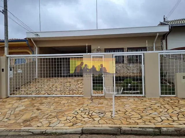 Casa com 260m² 3 quartos e 2 banheiros, para alugar, no bairro Jardim Chapadão em Campinas