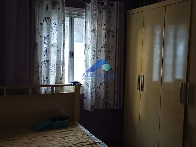 Casa com 300m² 3 quartos e 3 banheiros, à venda, no bairro Jardim Oriente em São José dos Campos