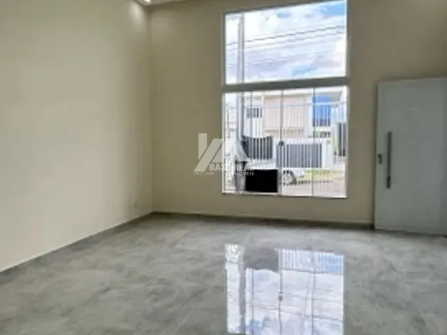 Casa 3 quartos e 2 banheiros, à venda, no bairro Boqueirão em Guarapuava