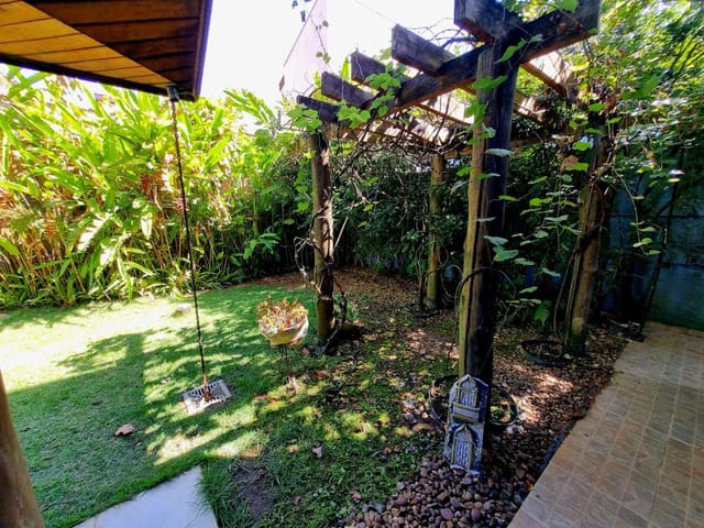 Casa com 250m² 5 quartos e 3 banheiros, à venda, no bairro Urbanova em São José dos Campos