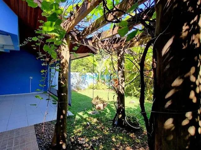 Casa com 250m² 5 quartos e 3 banheiros, à venda, no bairro Urbanova em São José dos Campos