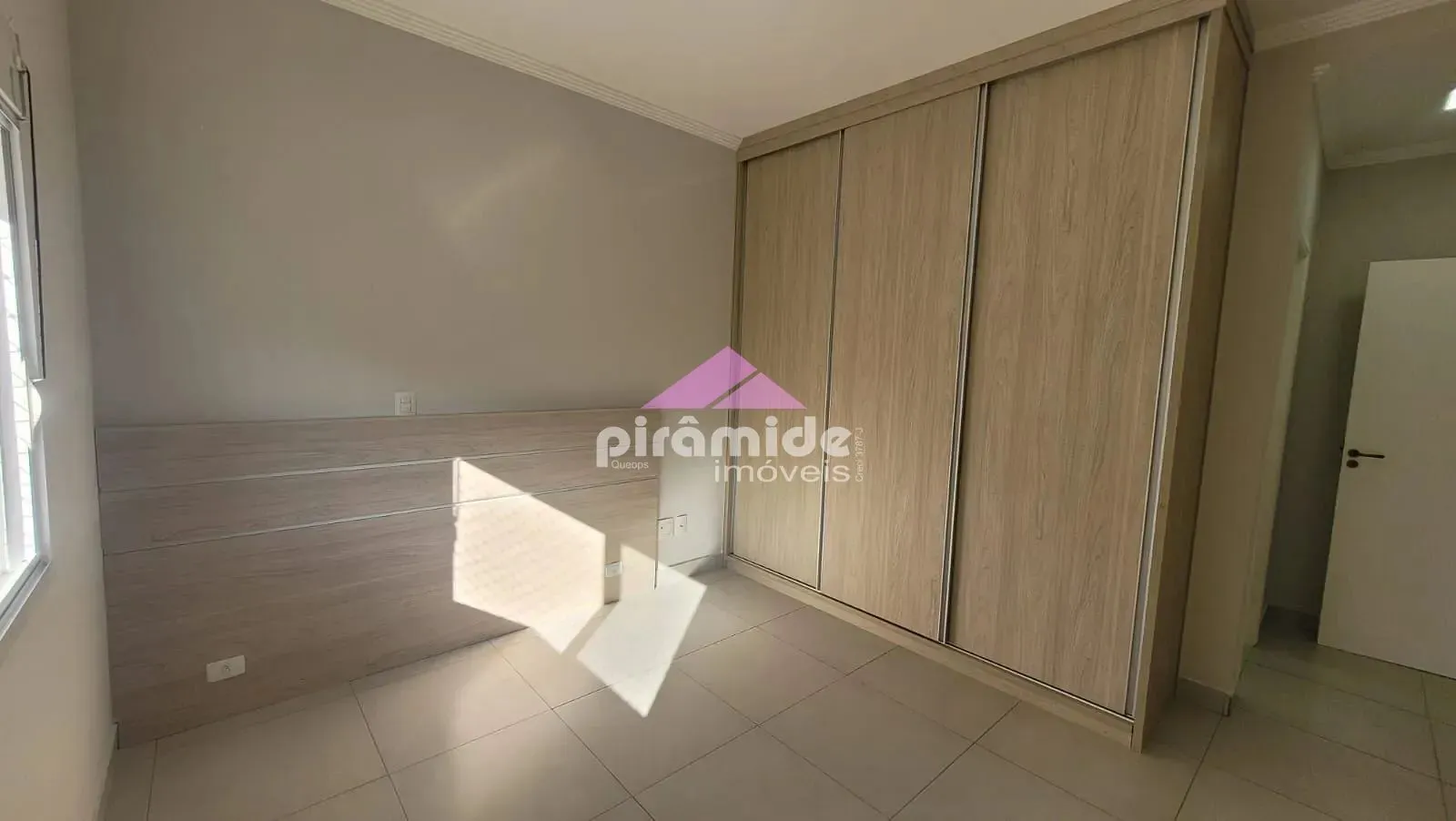 Casa, 4 quartos, 230 m² - Foto 13