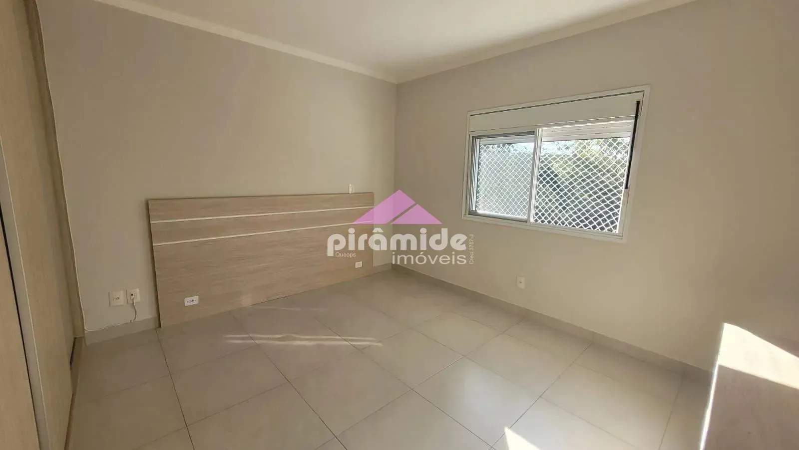 Casa, 4 quartos, 230 m² - Foto 23