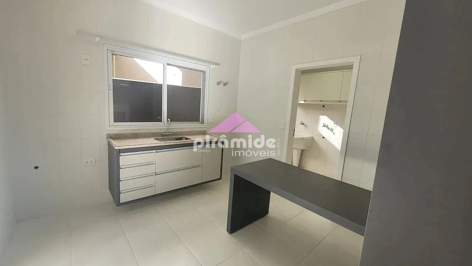 Casa, 4 quartos, 230 m² - Foto 33