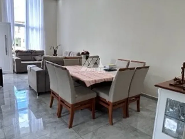 Casa 3 quartos e 2 banheiros, à venda, no bairro Batel em Guarapuava
