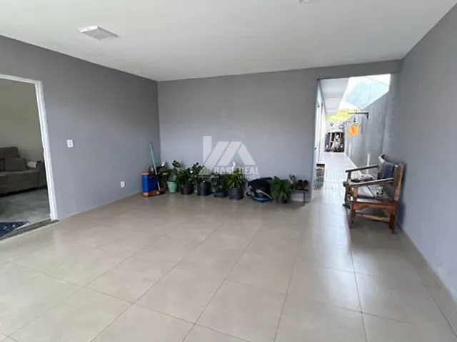Casa 3 quartos e 2 banheiros, à venda, no bairro Batel em Guarapuava