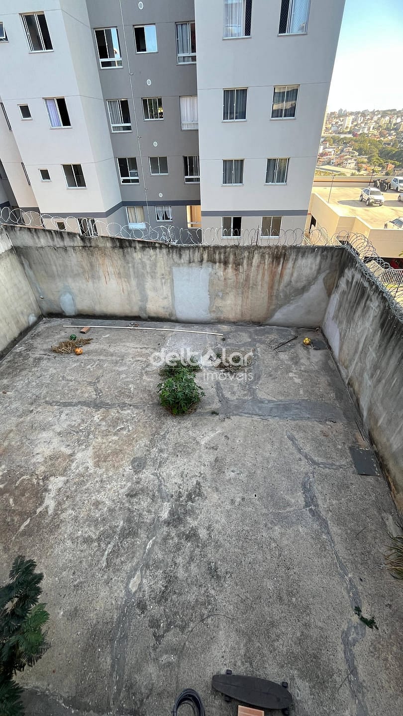 Casa à venda com 4 quartos, 200m² - Foto 44