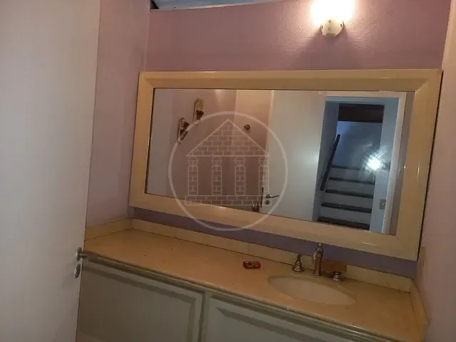 Casa com 500m² 4 quartos e 2 banheiros, à venda, no bairro Brooklin Paulista em São Paulo