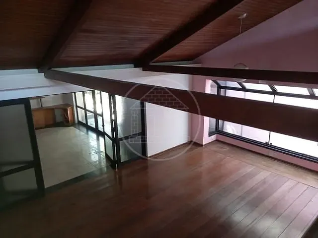 Casa com 500m² 4 quartos e 2 banheiros, à venda, no bairro Brooklin Paulista em São Paulo