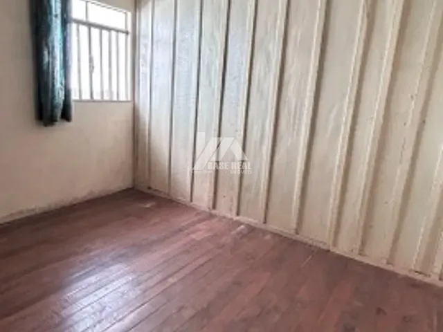 Casa 3 quartos e 1 banheiro, à venda, no bairro Santa Cruz em Guarapuava