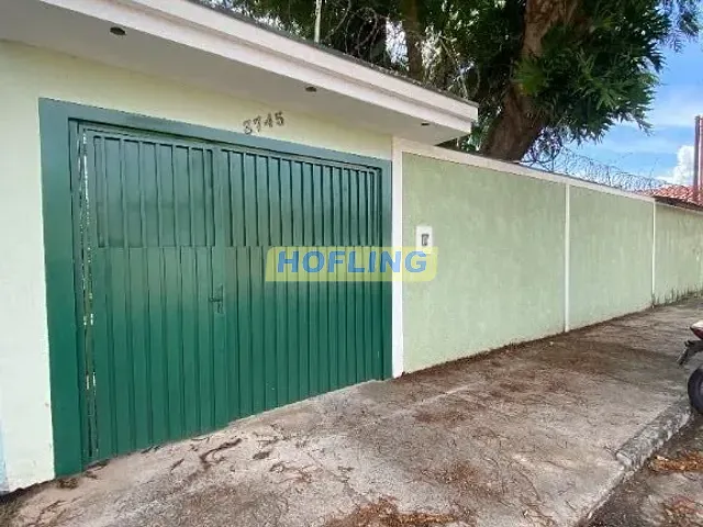 Casa com 450m² 5 quartos e 3 banheiros, à venda, no bairro Parque Universitário em Rio Claro