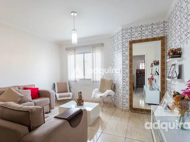 Casa com 325m² 5 quartos e 4 banheiros, à venda, no bairro Neves em Ponta Grossa