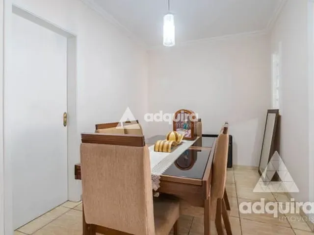 Casa com 325m² 5 quartos e 4 banheiros, à venda, no bairro Neves em Ponta Grossa
