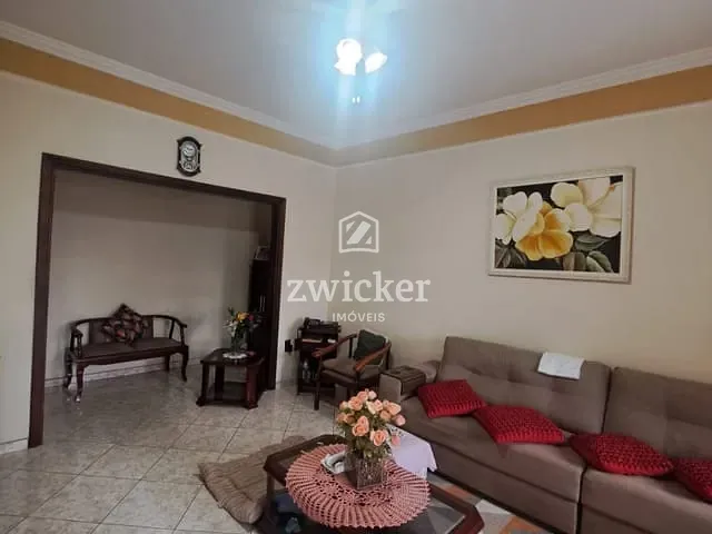 Casa com 268m² 3 quartos e 3 banheiros, à venda, no bairro Vila Quaggio em Bauru