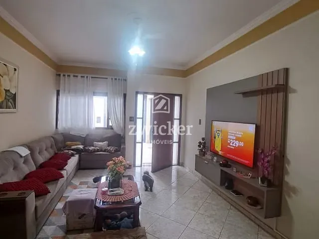 Casa com 268m² 3 quartos e 3 banheiros, à venda, no bairro Vila Quaggio em Bauru