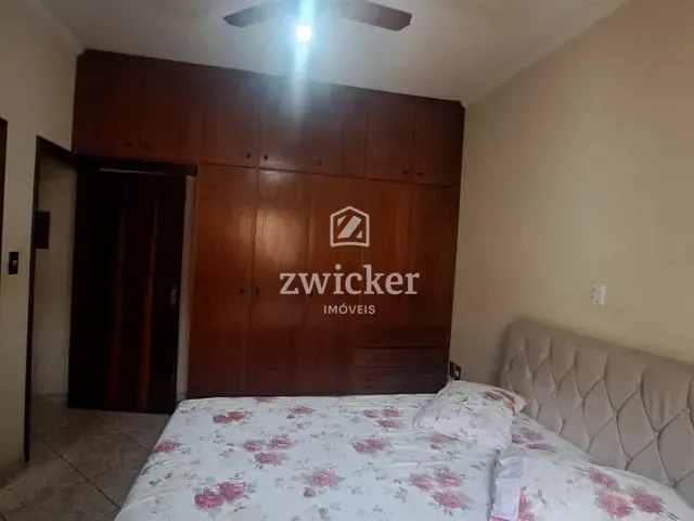 Casa com 268m² 3 quartos e 3 banheiros, à venda, no bairro Vila Quaggio em Bauru