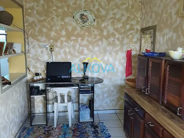 Casa com 2250m² 5 quartos e 2 banheiros, à venda, no bairro Nações em Itajubá