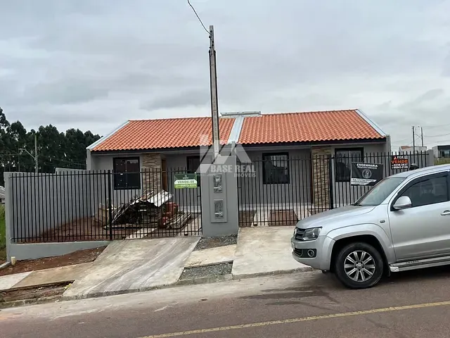 Casa com 127m² 2 quartos e 1 banheiro, à venda, no bairro Colônia Dona Luíza em Ponta Grossa