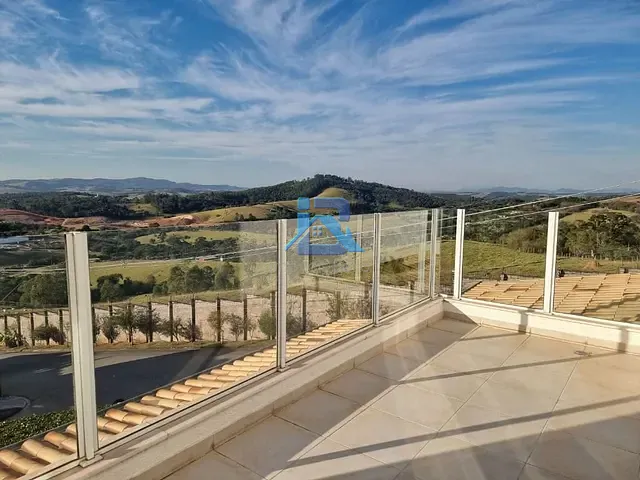 Casa com 520m² 3 quartos e 5 banheiros, à venda, no bairro Parque das Laranjeiras em Itatiba