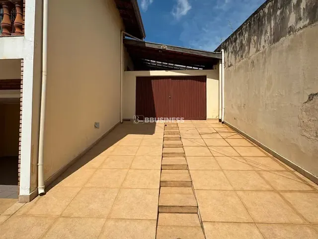 Casa 3 quartos e 3 banheiros, à venda, no bairro Jardim Carlos Lourenço em Campinas