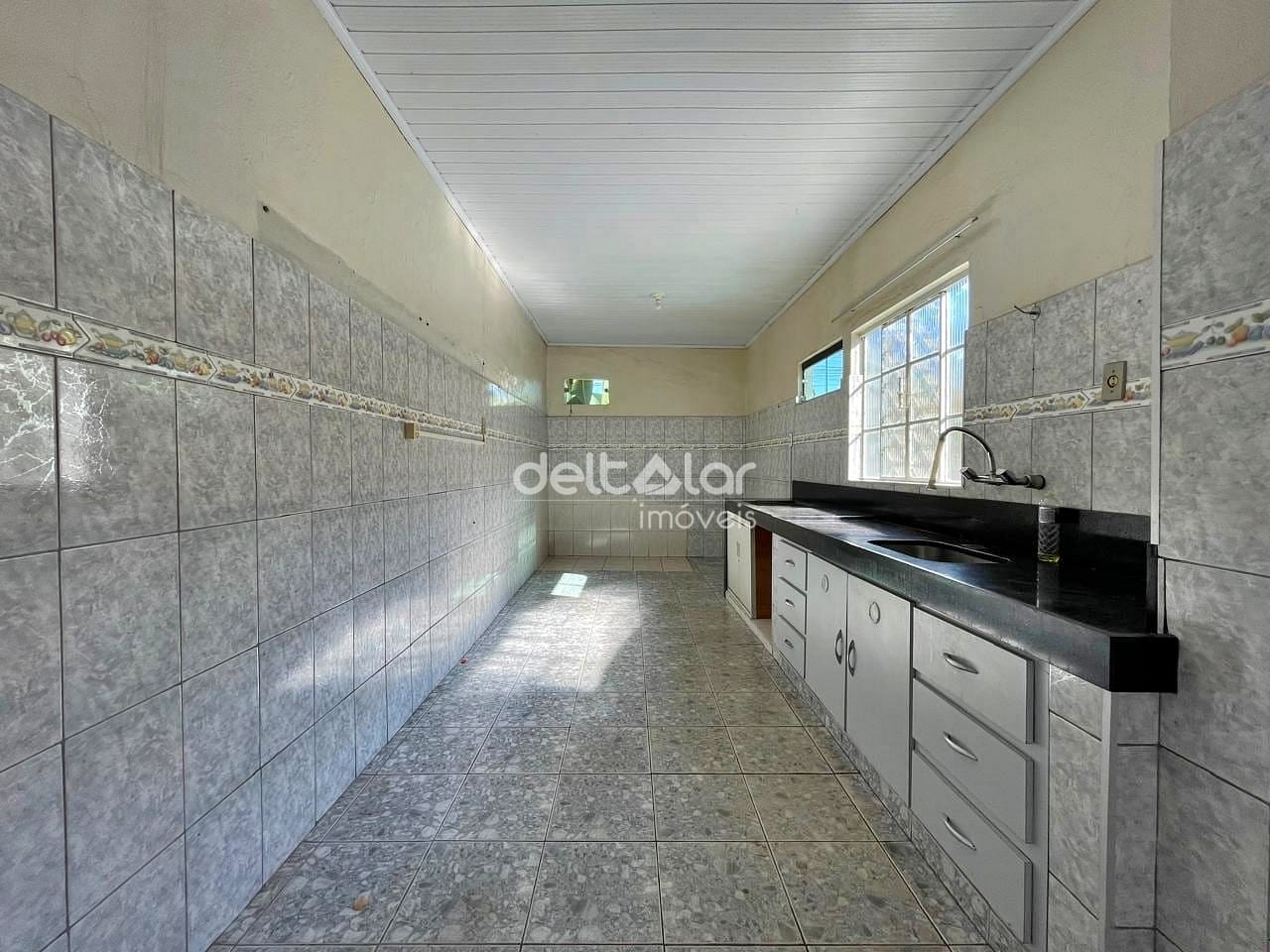 Casa para alugar com 4 quartos, 254m² - Foto 32
