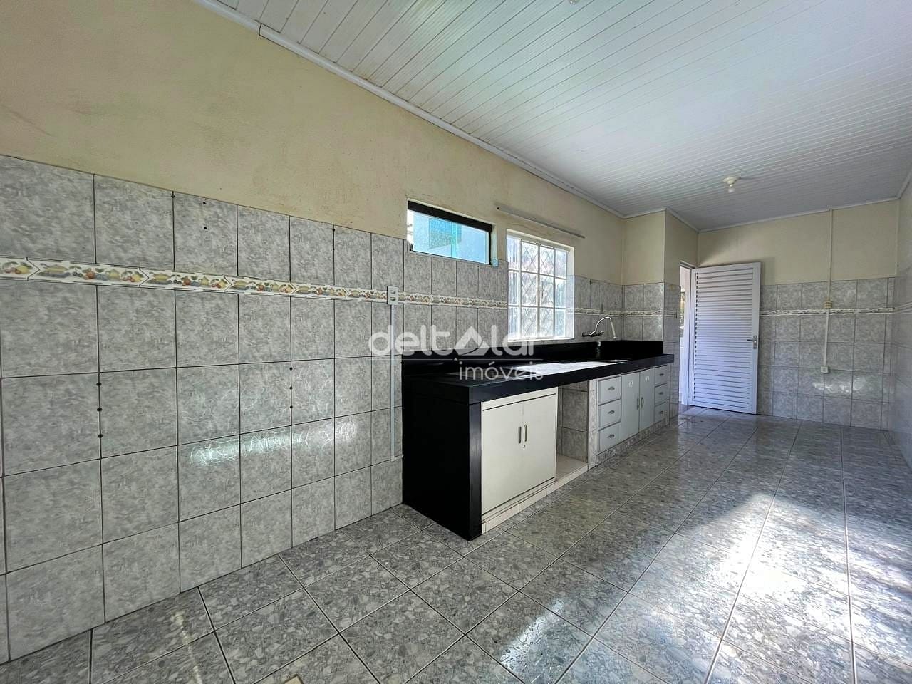 Casa para alugar com 4 quartos, 254m² - Foto 34