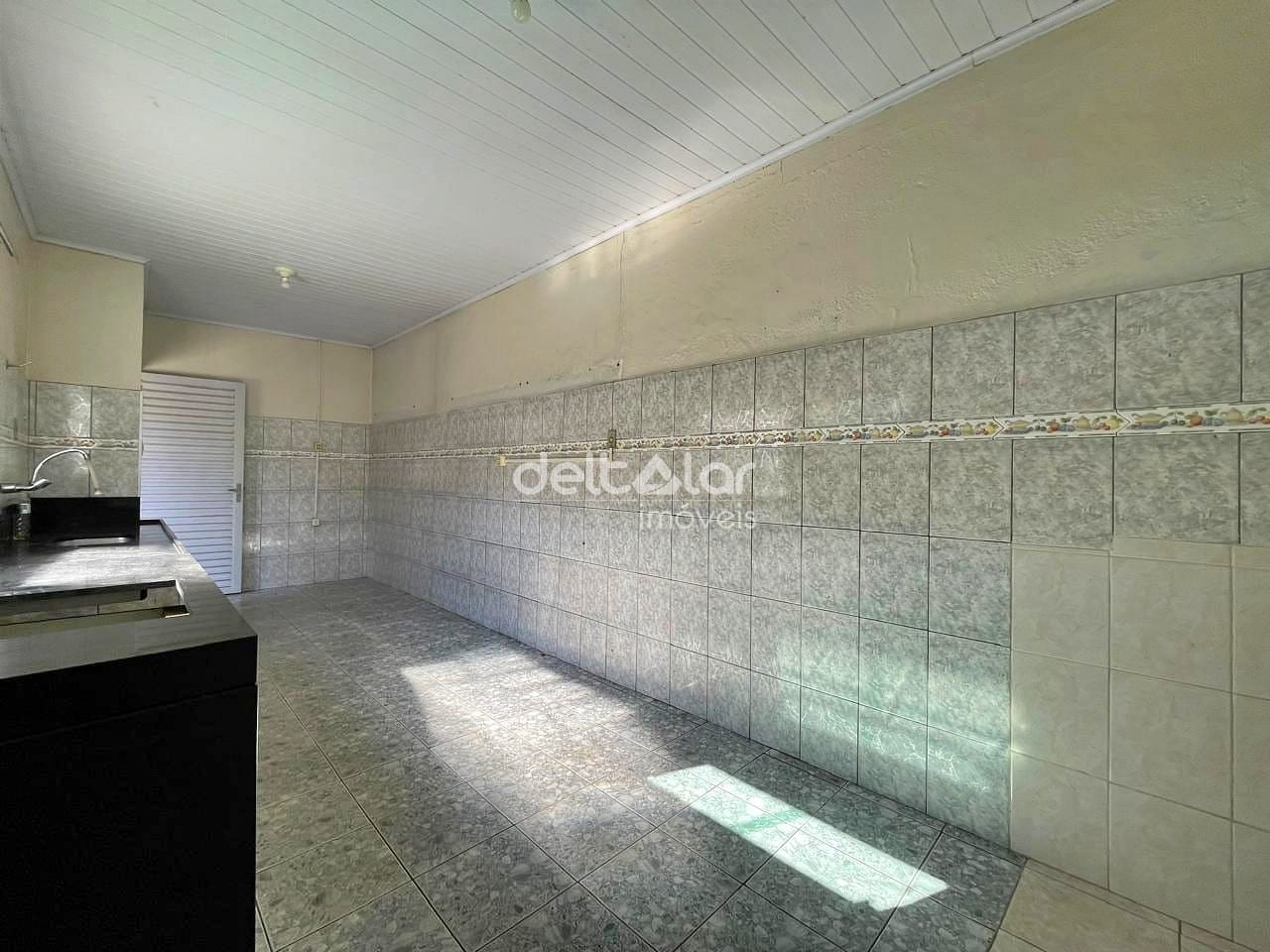 Casa para alugar com 4 quartos, 254m² - Foto 36