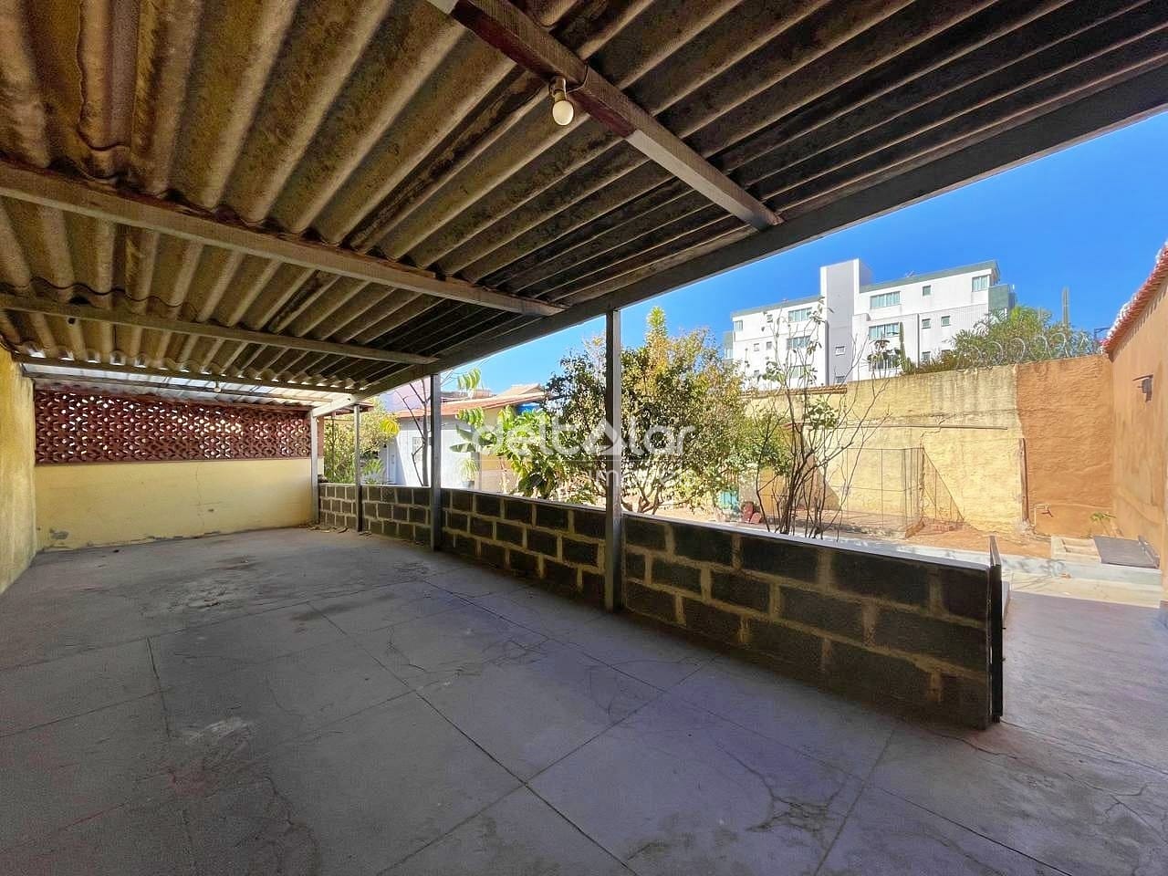 Casa para alugar com 4 quartos, 254m² - Foto 39