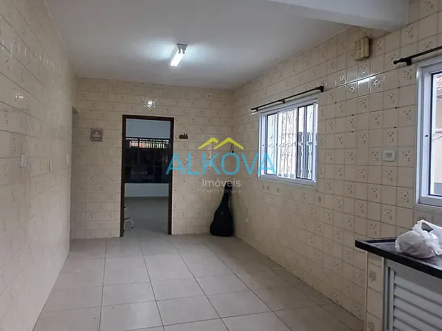 Casa com 270m² 3 quartos e 2 banheiros, à venda, no bairro Vila Tesouro em São José dos Campos