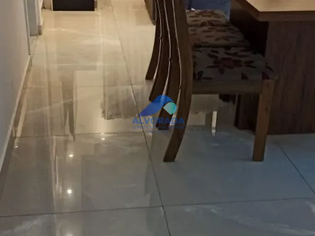 Casa com 250m² 3 quartos e 1 banheiro, à venda, no bairro Jardim Limoeiro em São José dos Campos