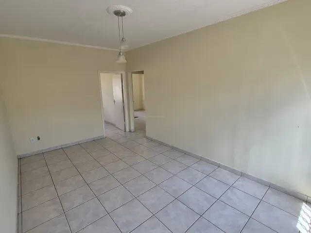 Casa com 300m² 2 quartos e 1 banheiro, à venda, no bairro Jardim do Lago em Campinas