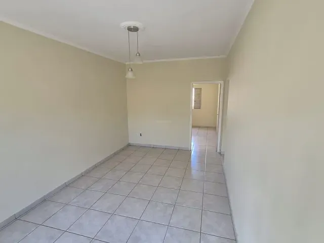 Casa com 300m² 2 quartos e 1 banheiro, à venda, no bairro Jardim do Lago em Campinas