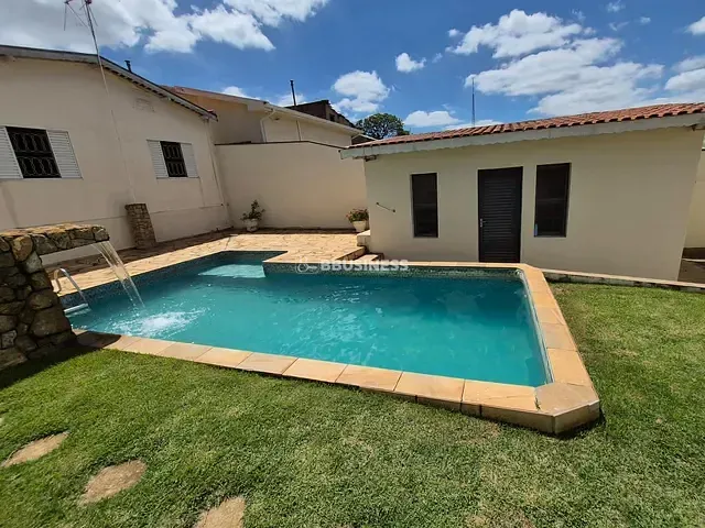 Casa com 300m² 2 quartos e 1 banheiro, à venda, no bairro Jardim do Lago em Campinas